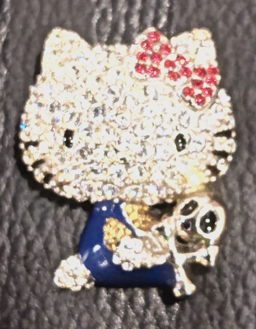 Hello Kitty ×billy スワロフスキー ブローチ SwHello Kitty billy collaboration swarovski brooch | eBay